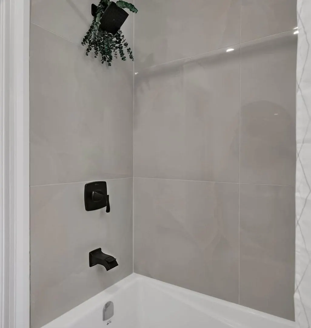 Modern 2Br Apt Near Downtown Ottawa Free Parking 0*,  캐나다